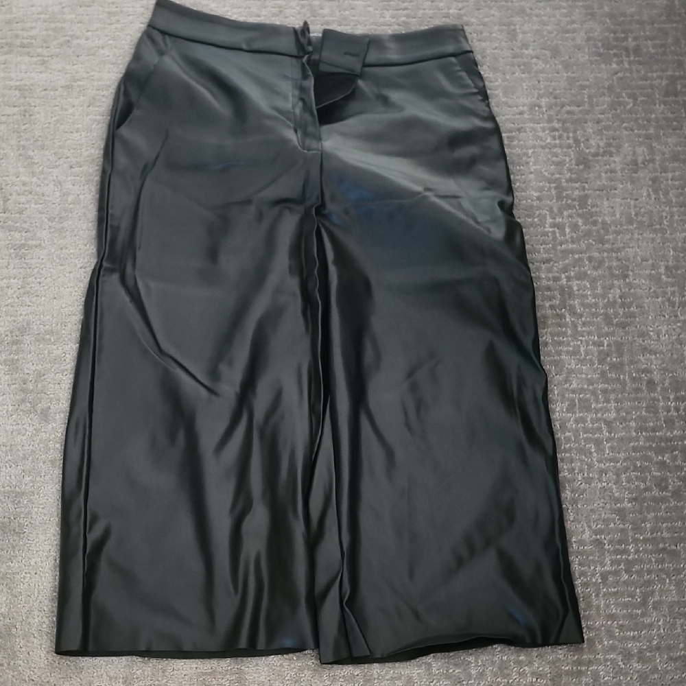 Elegant Black Women's Skirt